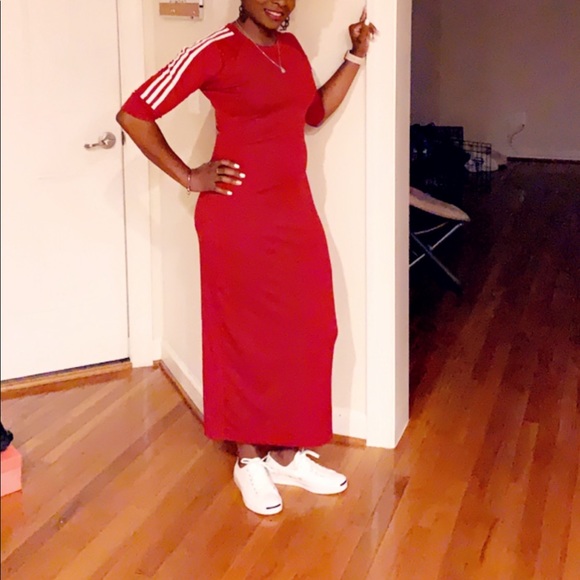 Dress - Picture 2 of 2